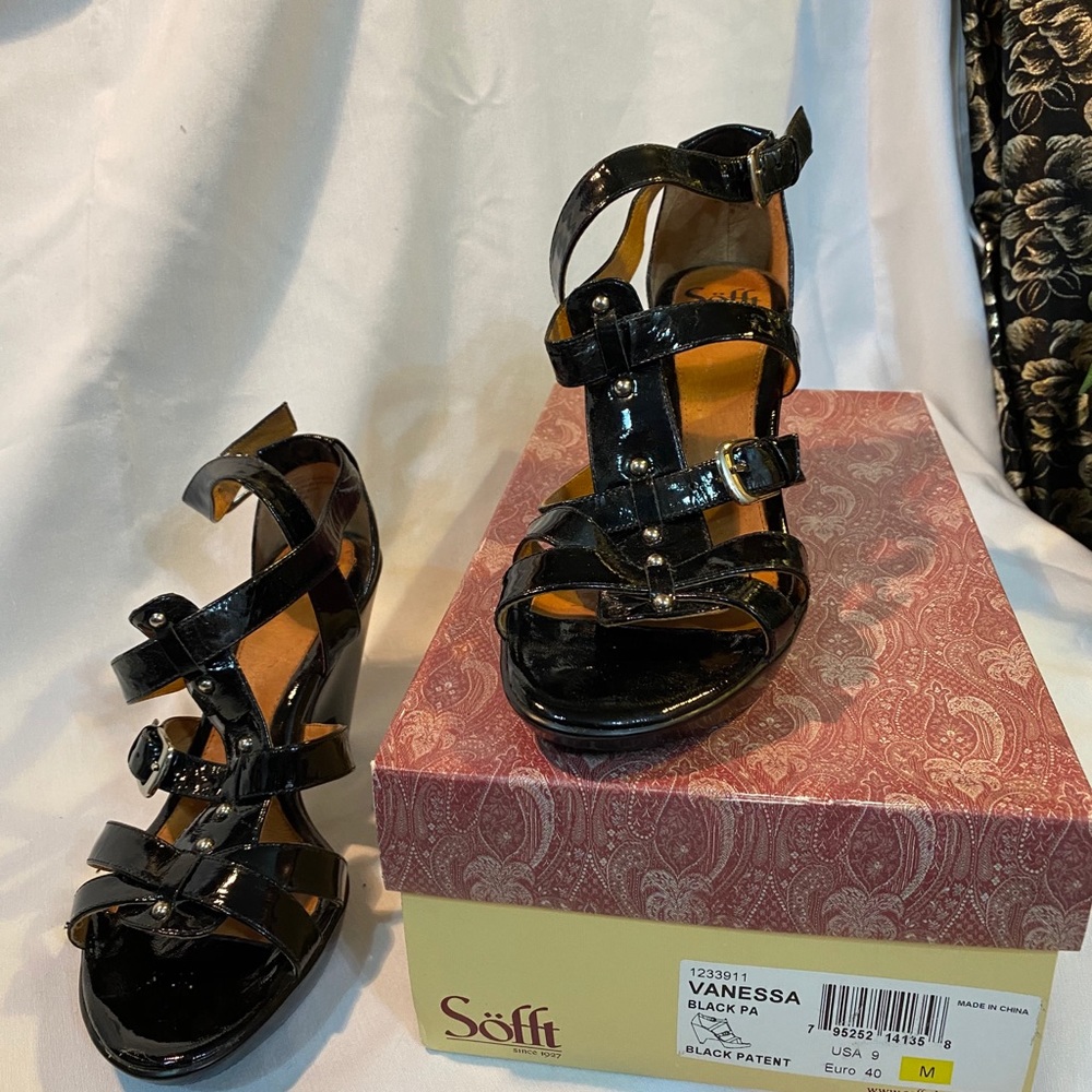 Sofft Black Patent dress sandal. 4” heel